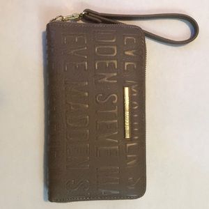 Steve Madden Wallet